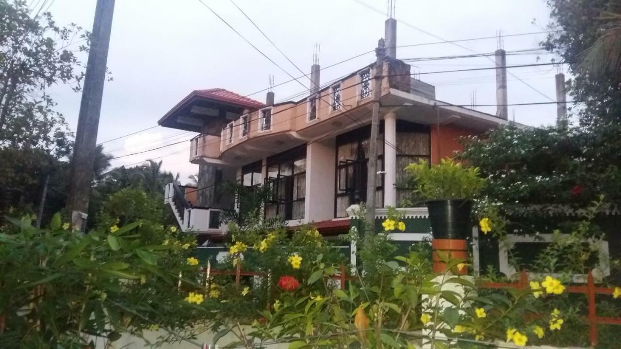 Basilico Homestay Kegalle Esterno foto